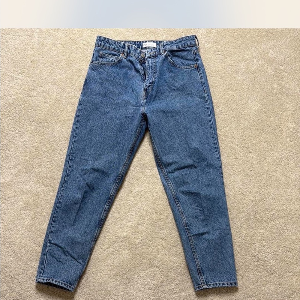 Zara Relaxed Fit Blue Jeans
